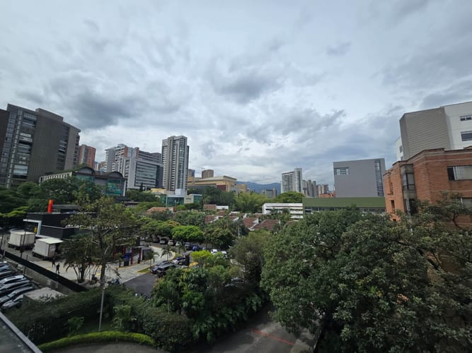 Oficina en arriendo en Milla De Oro, Medellín, 75 m² · foto 8 de 18