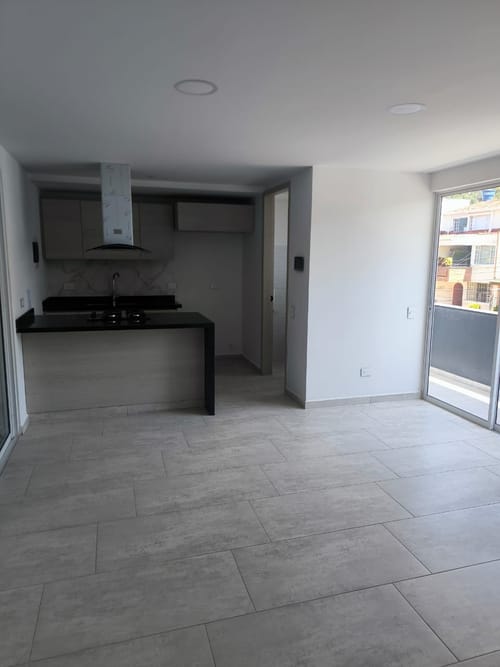 Apartamento de 3 alcobas en venta en Antiguo Campestre, Bucaramanga, 80 m² · foto 2 de 12