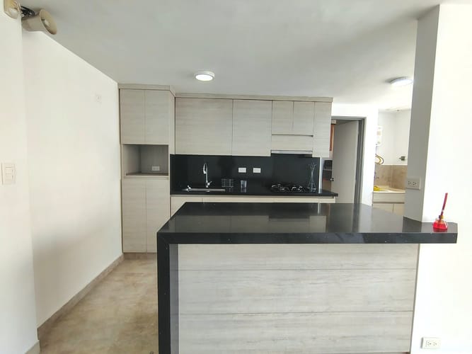 Apartamento de 3 alcobas en arriendo en El Poblado, Medellín, 100 m² · foto 7 de 18