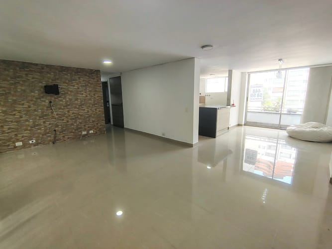 Apartamento de 3 alcobas en arriendo en El Poblado, Medellín, 100 m² · foto 5 de 18
