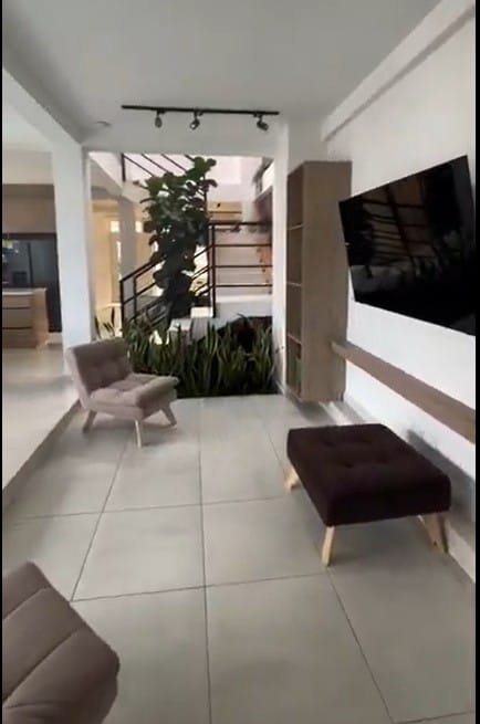 Casa de 3 alcobas en venta en Las Mercedes, Jamundí, 200 m² · foto 3 de 24