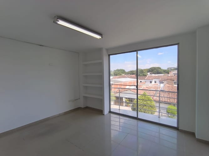 Edificio en arriendo en El Gran Limonar, Cali, 460 m² · foto 16 de 24
