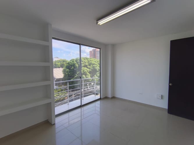 Edificio en arriendo en El Gran Limonar, Cali, 460 m² · foto 17 de 24