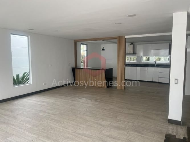 Casa de 4 alcobas en venta en La Ceja, 220 m² · foto 6 de 19
