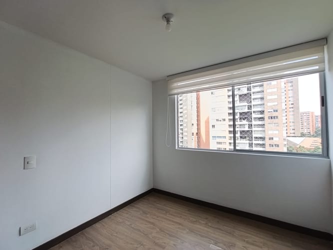 Apartamento de 3 alcobas en arriendo en Cumbres, Envigado, 98 m² · foto 10 de 20