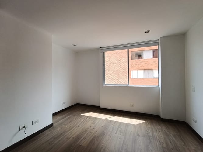 Apartamento de 3 alcobas en arriendo en Cumbres, Envigado, 98 m² · foto 15 de 20