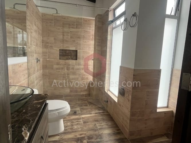 Casa de 4 alcobas en venta en La Ceja, 220 m² · foto 14 de 19