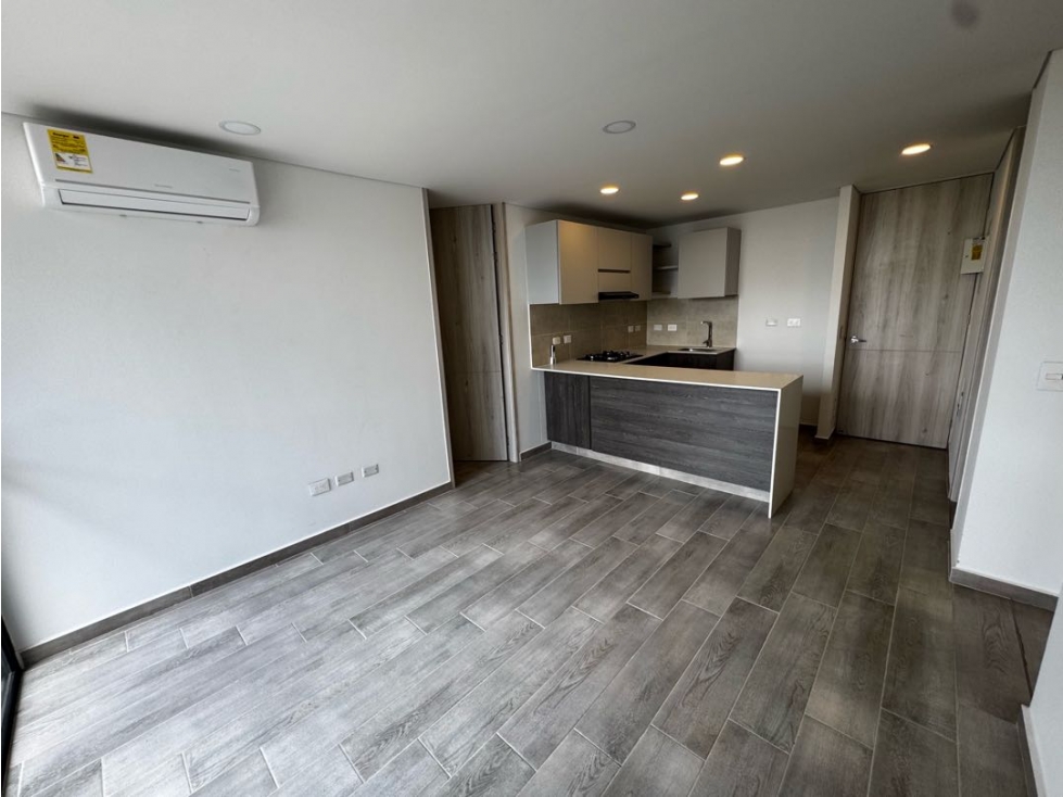 Apartamento en arriendo en Cr.La Castellana, Barranquilla · foto 2 de 24
