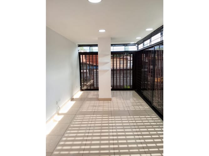 Local en arriendo en Belén Rosales, Medellín, 47 m² · foto 12 de 24