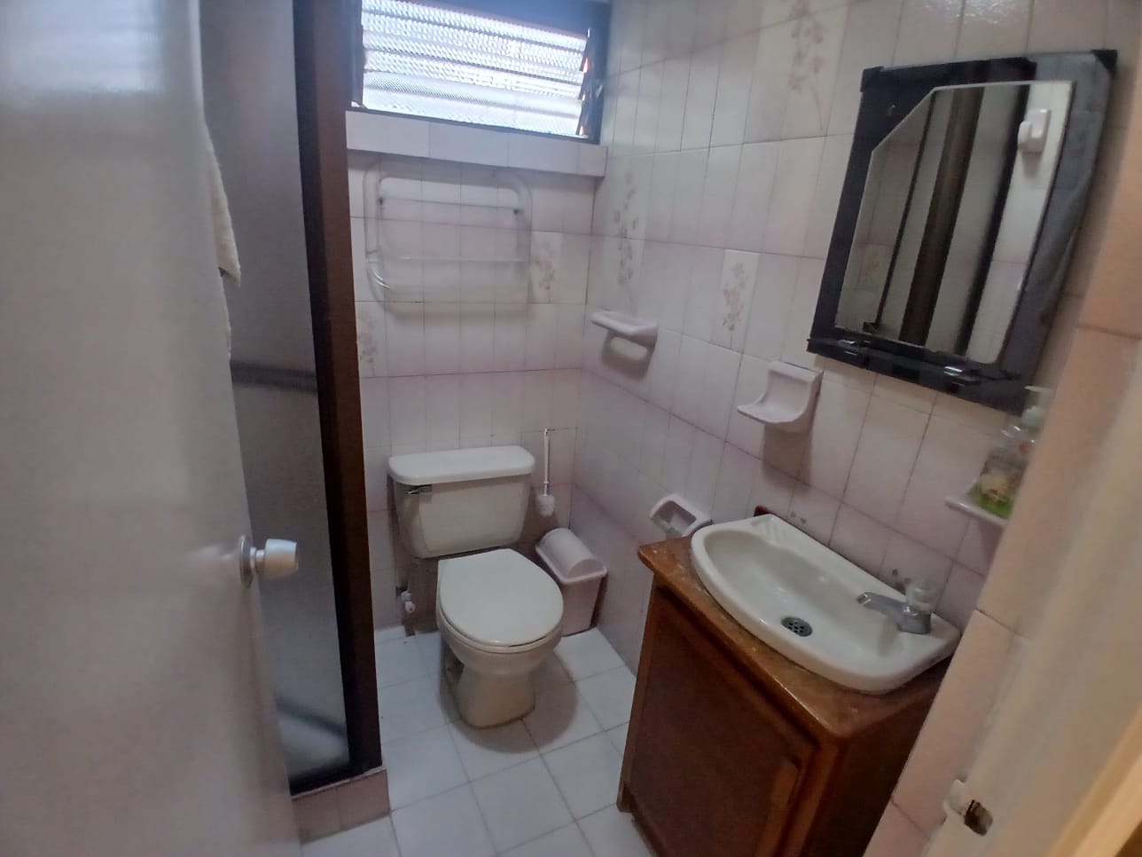 Apartamento en arriendo en Laureles, Medellín · foto 3 de 11