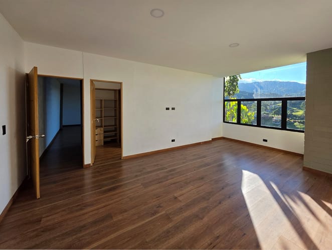 Casa de 3 alcobas en venta en Pantanillo, El Retiro, 240 m² · foto 17 de 24