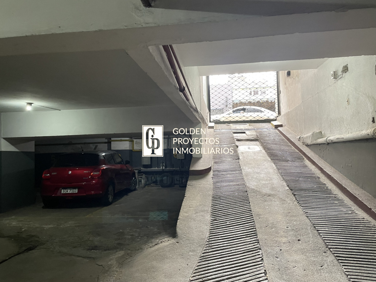 Cochera en alquiler en el Centro · Foto 5