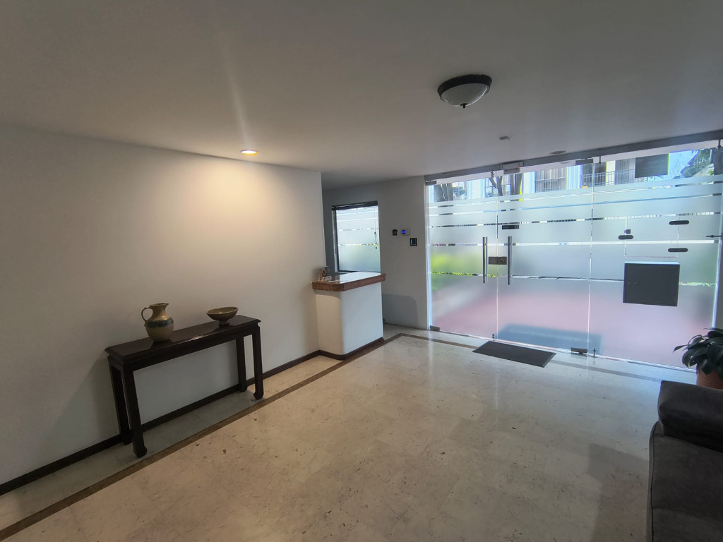 Apartamento en venta en San Patricio, Bogotá · foto 3 de 18