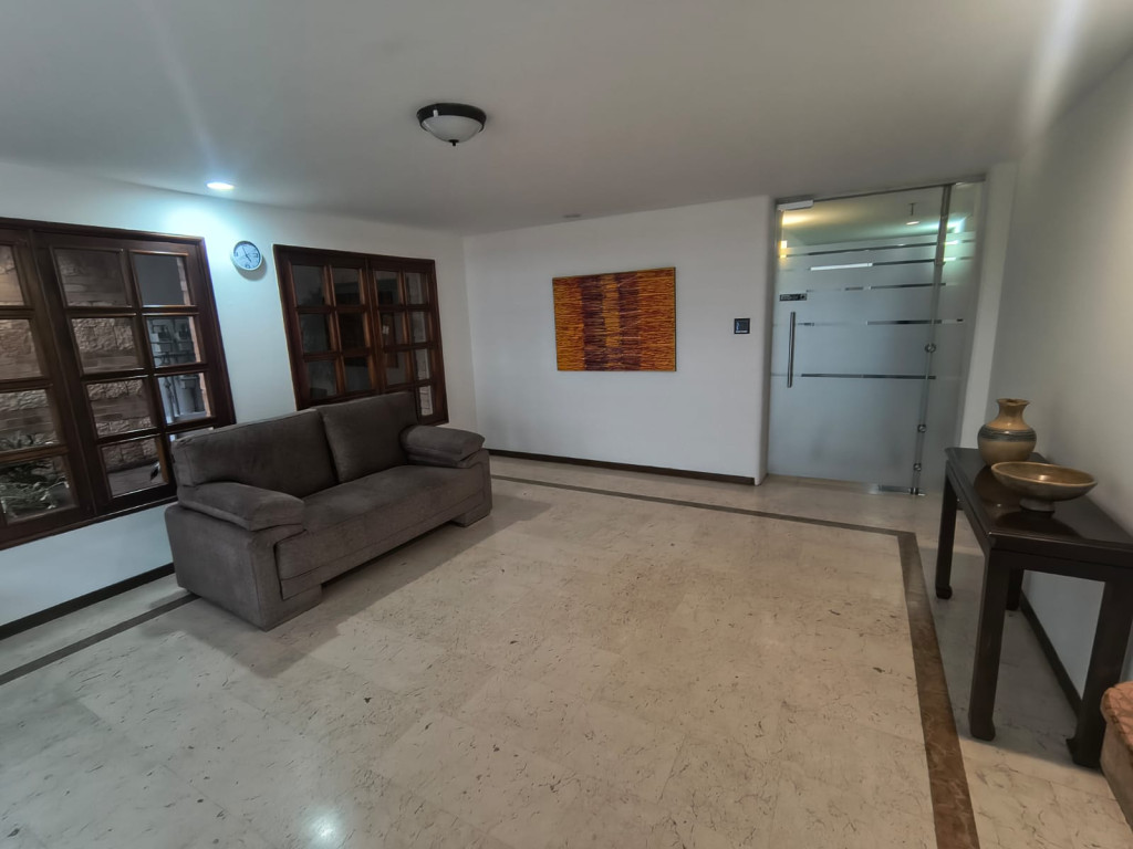 Apartamento en venta en San Patricio, Bogotá · foto 4 de 18