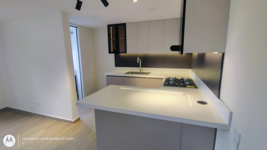 Apartamento de 3 alcobas en arriendo en Bucaros, Bello, 54 m² · foto 2 de 22