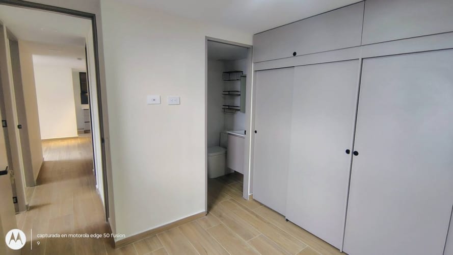 Apartamento de 3 alcobas en arriendo en Bucaros, Bello, 54 m² · foto 10 de 22