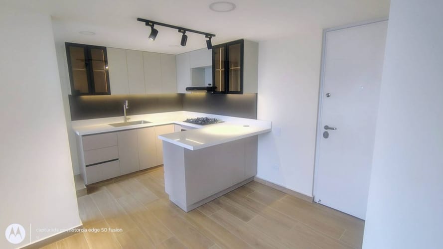 Apartamento de 3 alcobas en arriendo en Bucaros, Bello, 54 m² · foto 15 de 22