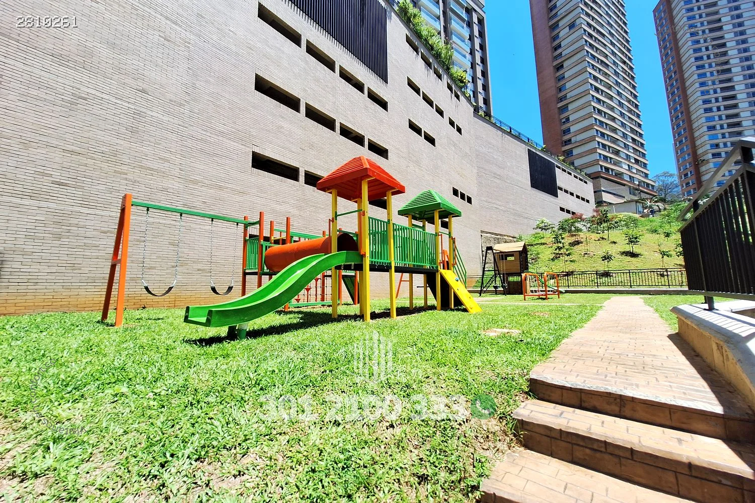 Apartamento en arriendo en Los Balsos, Medellín · foto 23 de 24