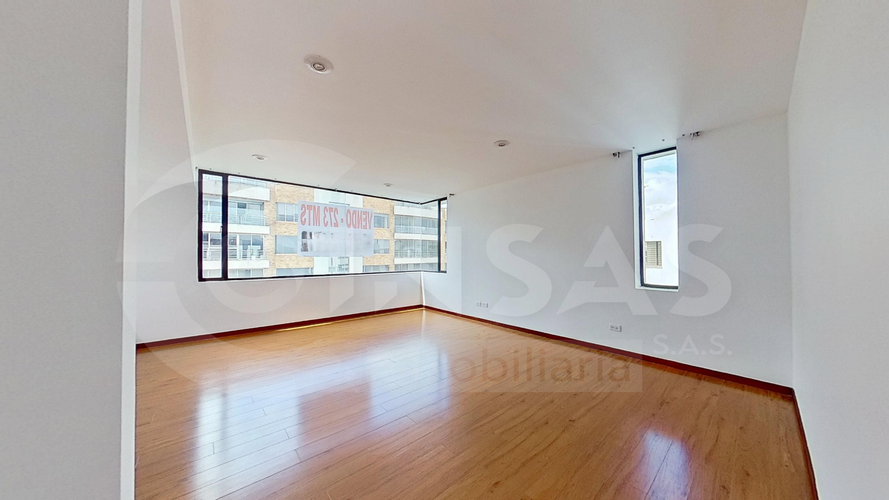 Apartamento de 3 alcobas en venta en Santa Barbara Central, Bogotá, 273 m² · foto 17 de 24