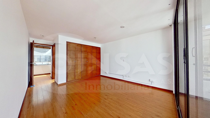 Apartamento de 3 alcobas en venta en Santa Barbara Central, Bogotá, 273 m² · foto 24 de 24