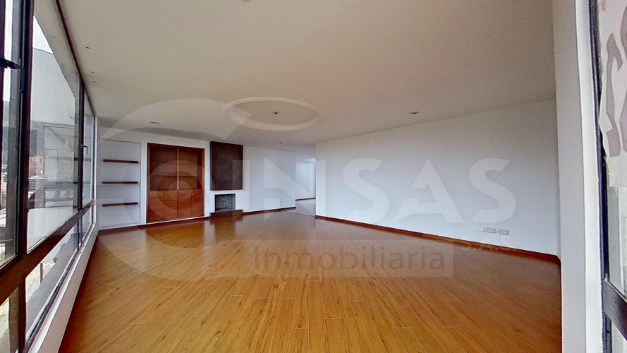Apartamento de 3 alcobas en venta en Santa Barbara Central, Bogotá, 273 m² · foto 5 de 24