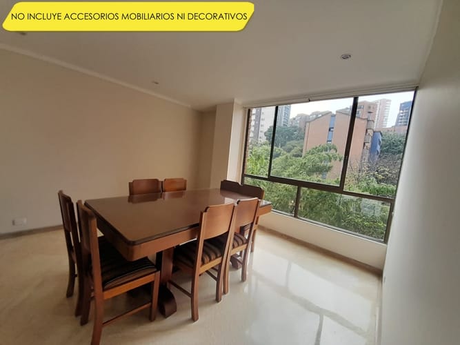 Apartamento de 3 alcobas en arriendo en Los Balsos, Medellín, 200 m² · foto 3 de 12