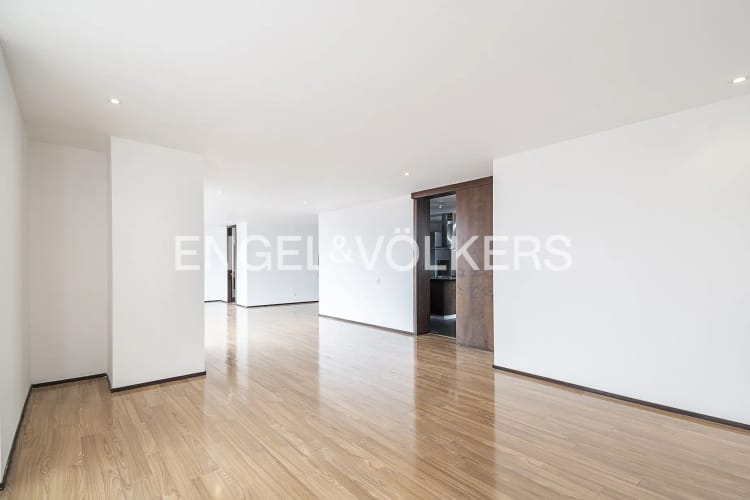 Apartamento de 3 alcobas en venta en Escuela De Infanteria, Bogotá, 183 m² · foto 5 de 20