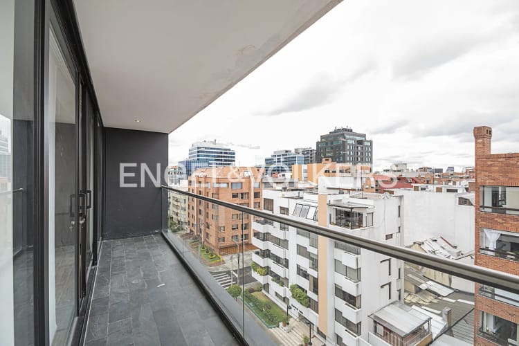 Apartamento de 3 alcobas en venta en Escuela De Infanteria, Bogotá, 183 m² · foto 3 de 20