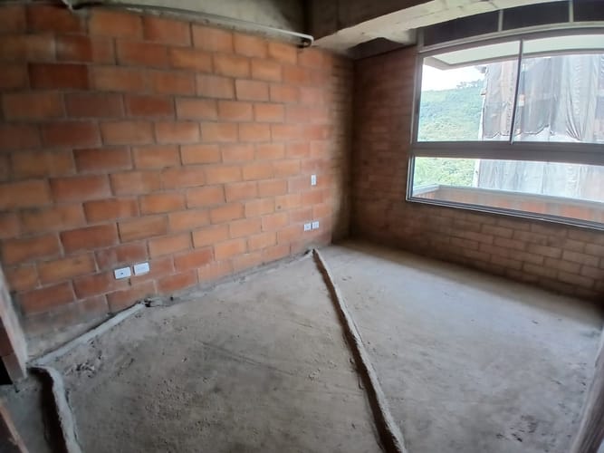 Apartamento de 2 alcobas en venta en Loma De La Doctora, Sabaneta, 72 m² · foto 4 de 7
