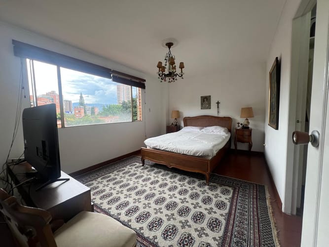 Apartamento de 2 alcobas en venta en La Florida, Medellín, 147 m² · foto 3 de 12