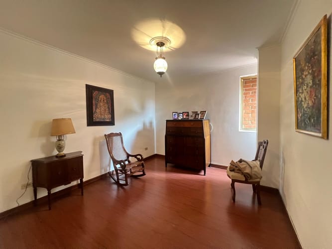 Apartamento de 2 alcobas en venta en La Florida, Medellín, 147 m² · foto 8 de 12