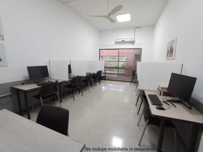 Local en arriendo en Colon, Medellín, 1652 m² · foto 2 de 20