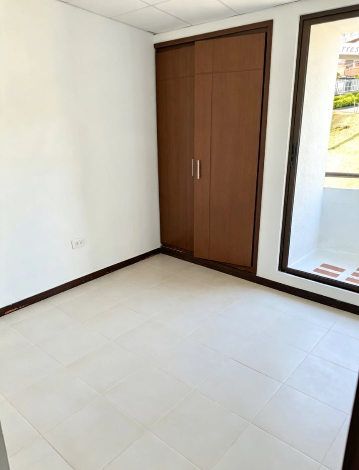 Casa en venta en El Poblado Ii Etapa, Pereira · foto 4 de 10