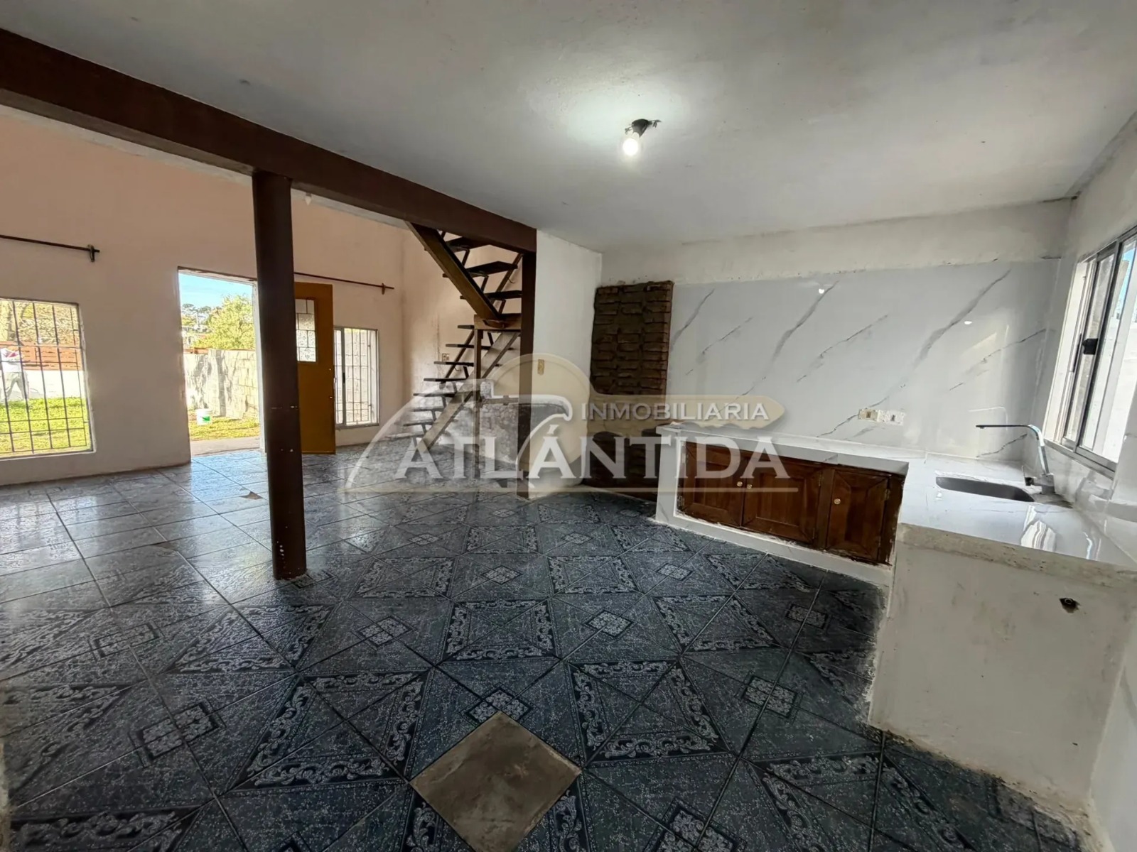 Alquiler Anual En Villa Argentina Norte: 2 Dormitorios,estufa A Leña, Baño, Jardín Al Frente Inm Atlántida · Foto 7