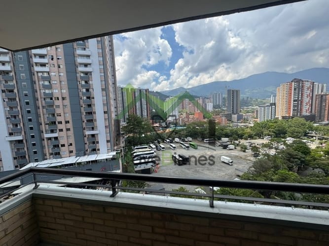 Apartamento de 3 alcobas en arriendo en Aves Maria, Sabaneta, 93 m² · foto 4 de 19