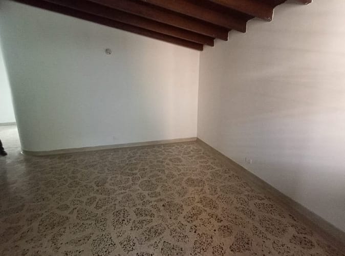 Apartamento de 3 alcobas en arriendo en Laureles, Medellín, 122 m² · foto 2 de 13