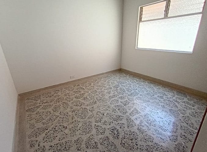 Apartamento de 3 alcobas en arriendo en Laureles, Medellín, 122 m² · foto 8 de 13