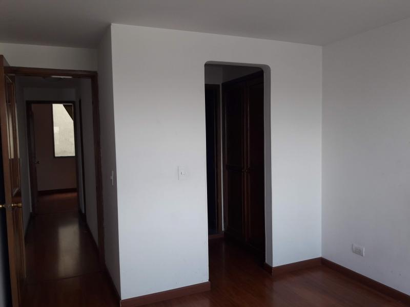 Apartamento en arriendo en Alhambra, Bogotá · foto 15 de 23