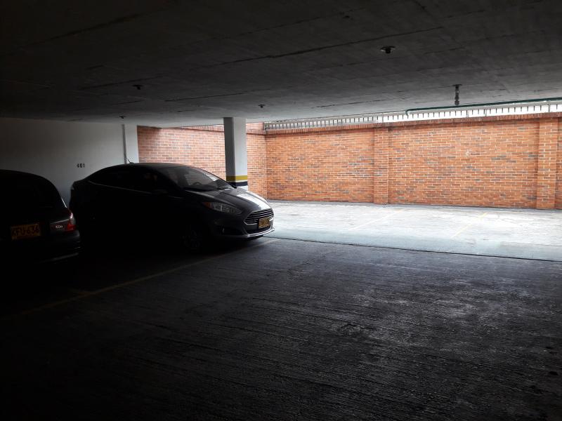 Apartamento en arriendo en Alhambra, Bogotá · foto 20 de 23