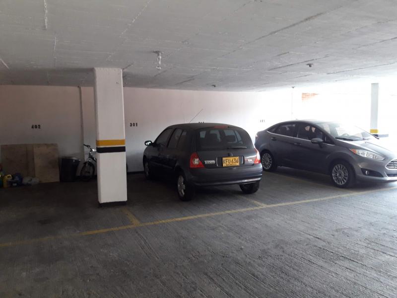 Apartamento en arriendo en Alhambra, Bogotá · foto 21 de 23