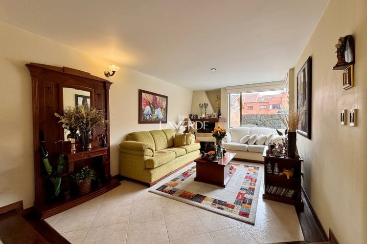 Casa en venta en Laura Vicuña, Chía · foto 2 de 24