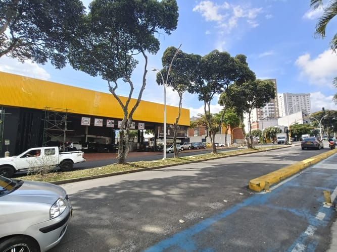 Local en venta en San Francisco, Bucaramanga, 239 m² · foto 5 de 24