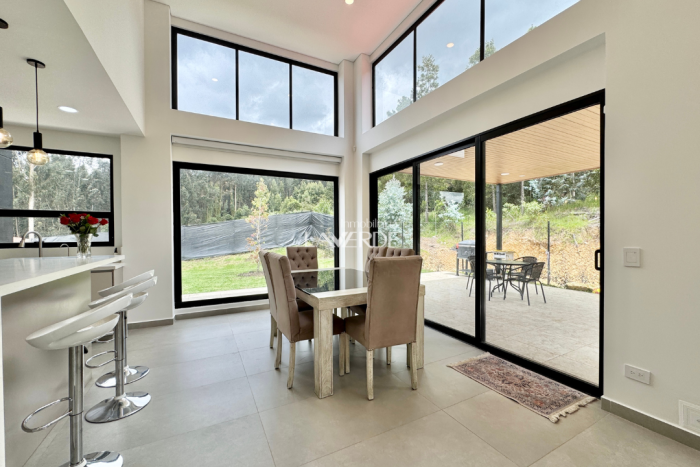 Casa de 4 alcobas en venta en Tibito, Tocancipá, 350 m² · foto 9 de 24