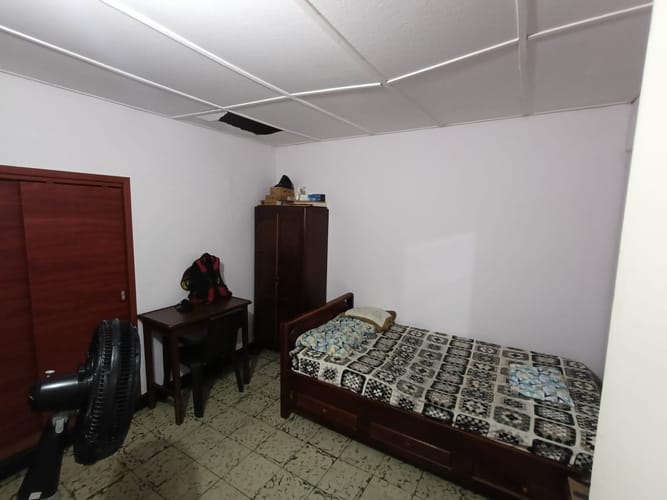 Casa de 5 alcobas en venta en La Victoria, Bucaramanga, 463 m² · foto 10 de 16