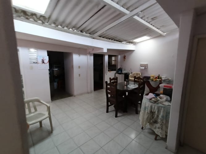 Casa de 5 alcobas en venta en La Victoria, Bucaramanga, 463 m² · foto 13 de 16