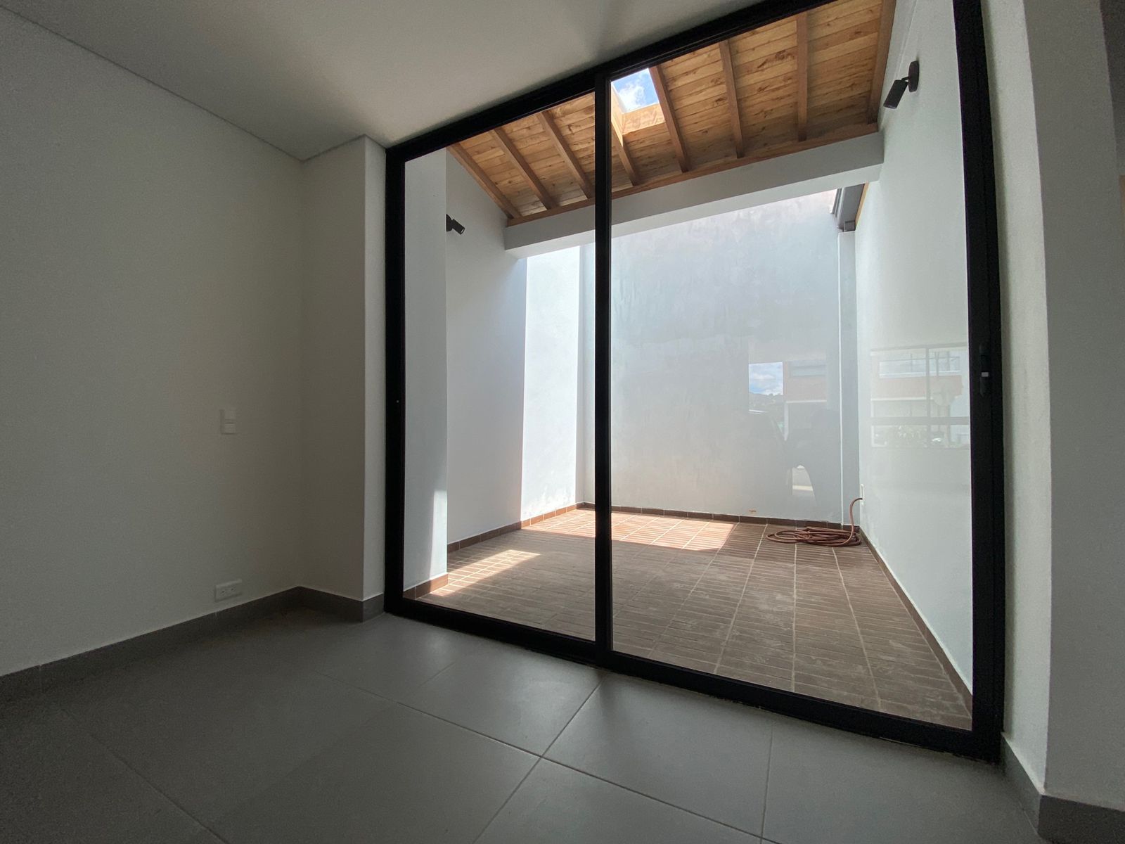 Casa de 3 alcobas en venta en Lomitas, La Ceja, 150 m² · foto 10 de 11