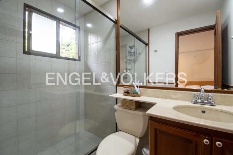Casa de 3 alcobas en venta en Las Lomas No.1, Medellín, 308 m² · foto 18 de 19