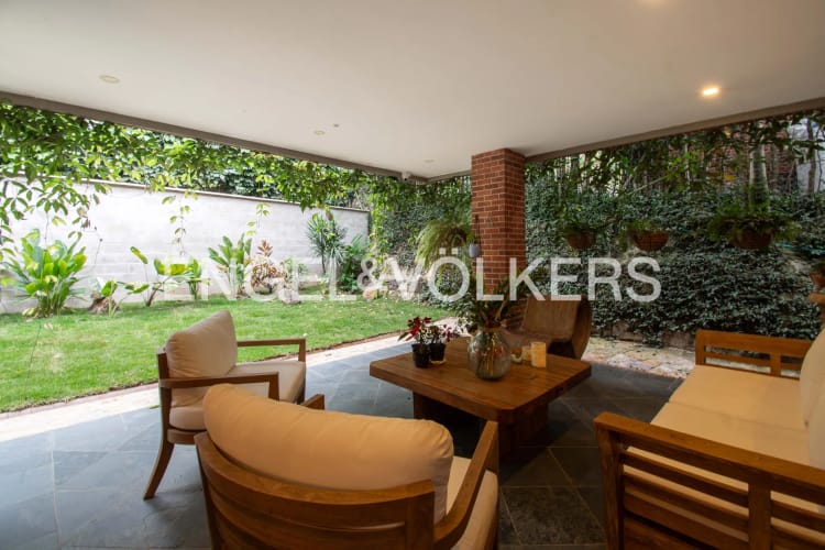 Casa de 3 alcobas en venta en Las Lomas No.1, Medellín, 308 m² · foto 6 de 19