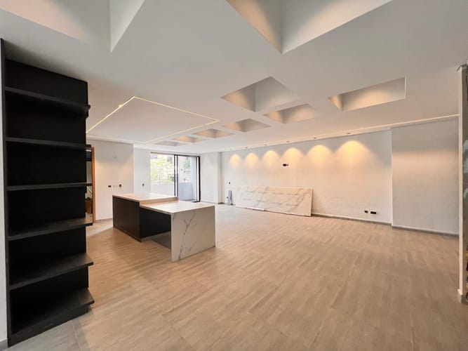Apartamento en venta en La Castellana, Medellín · foto 2 de 8