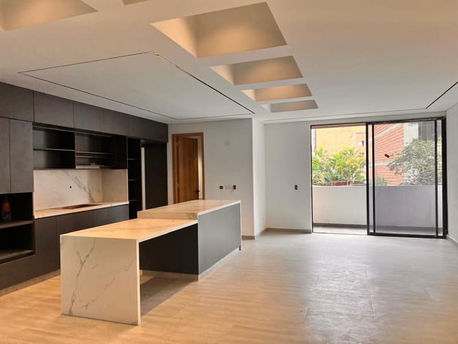 Apartamento en venta en La Castellana, Medellín · foto 3 de 8